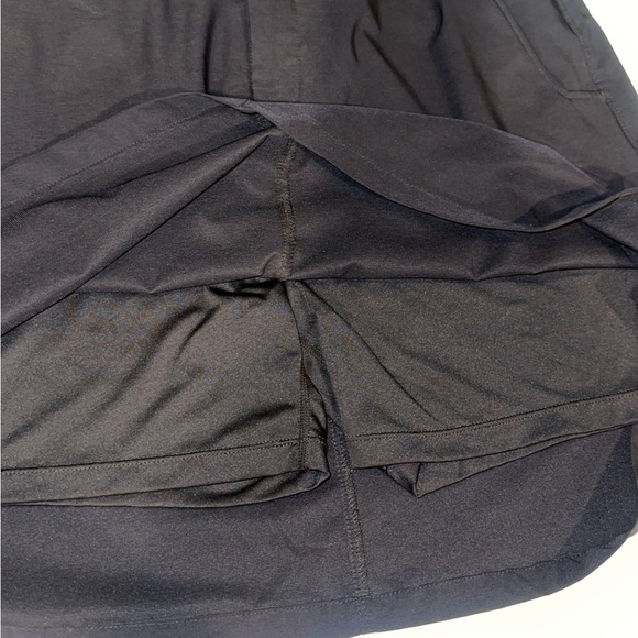 Baleaf Women's Black Skirt With Shorts Activewear - Picture 2 of 6